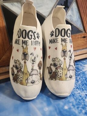 White 'Dogs Make Me Happy' Slip-On Dog Print Sneakers